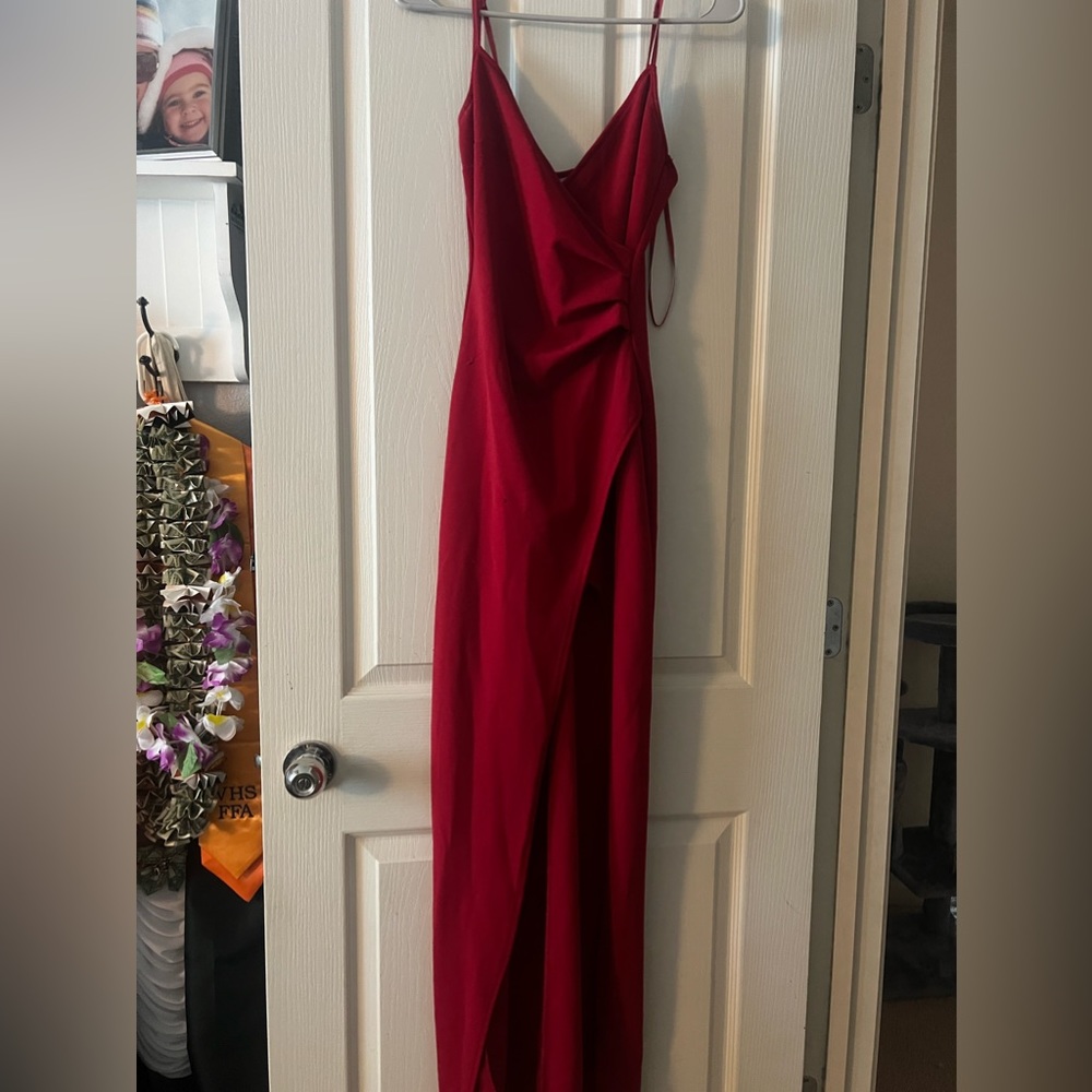 red prom dress